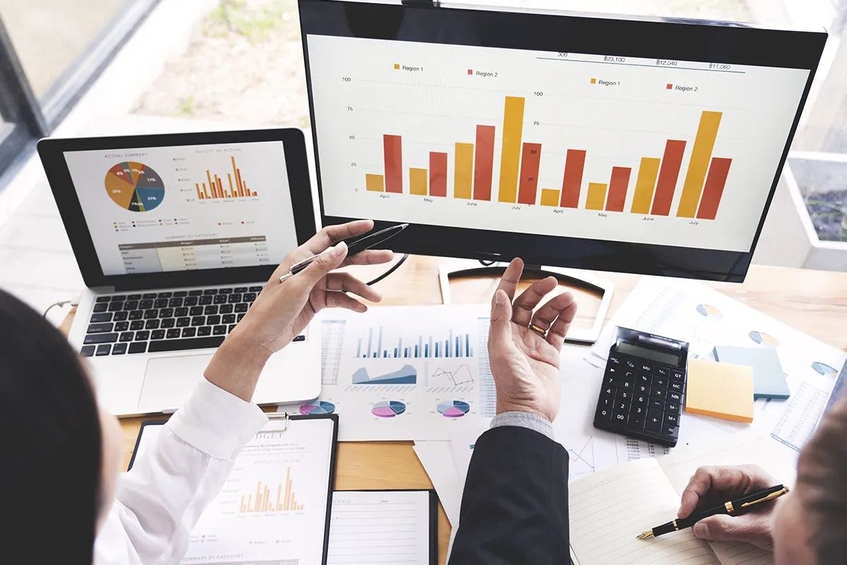 analisi dati e strategia marketing con dashboard e report in agenzia marketing Lugano