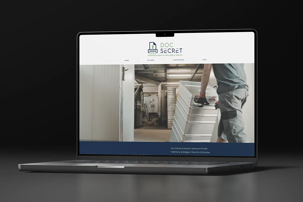 Mockup sito web Doc Secret su laptop mockup sfondo nero